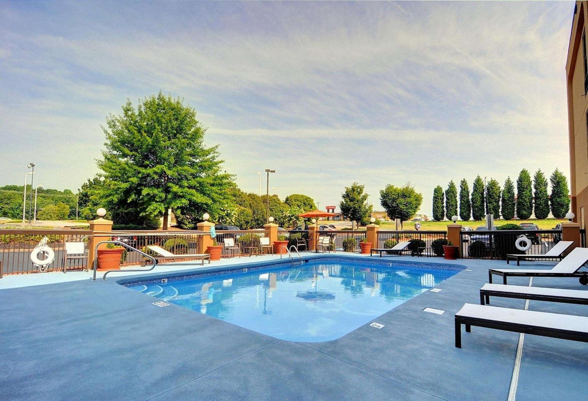 Hampton Inn Eden Zewnętrze zdjęcie